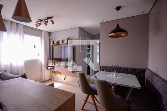 Sala de apartamento para alugar com 2 quartos, 38m² em Sacoma, São Paulo