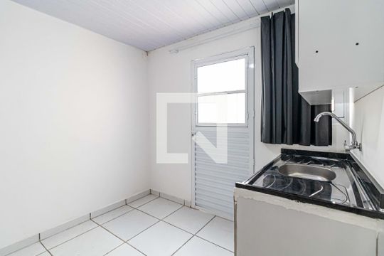 Studio de kitnet/studio para alugar com 1 quarto, 20m² em Jardim Dinorah, São Paulo
