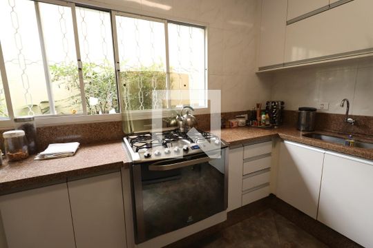 Cozinha de casa à venda com 3 quartos, 235m² em Tatuapé, São Paulo