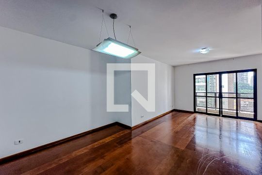 Apartamento à venda com 3 quartos, 130m² em Vila Regente Feijó, São Paulo