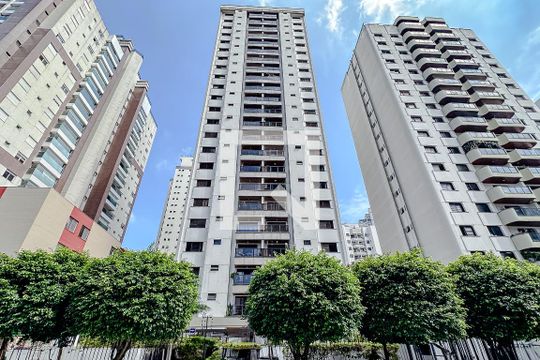 Fachada de apartamento à venda com 3 quartos, 130m² em Vila Regente Feijó, São Paulo