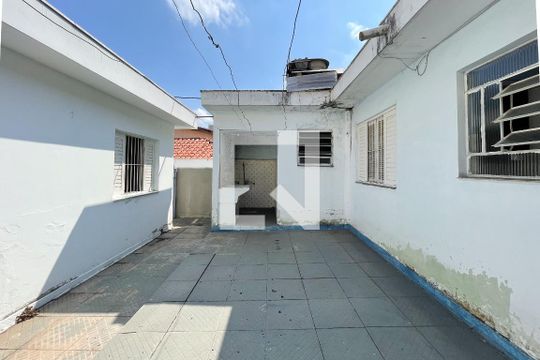 Quintal de casa à venda com 4 quartos, 220m² em Vila Dayse, São Bernardo do Campo