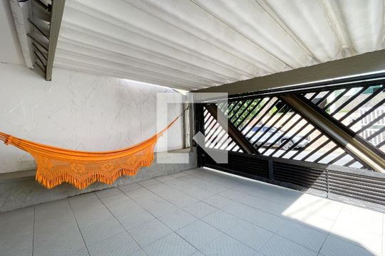 Garagem de casa à venda com 4 quartos, 220m² em Vila Dayse, São Bernardo do Campo