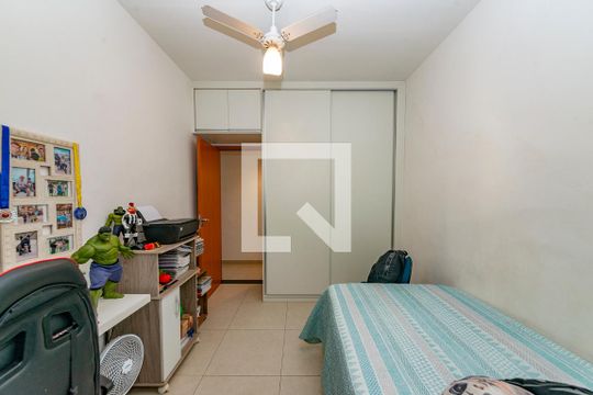 Quarto 2 de apartamento à venda com 2 quartos, 140m² em Chácara Cotia, Contagem