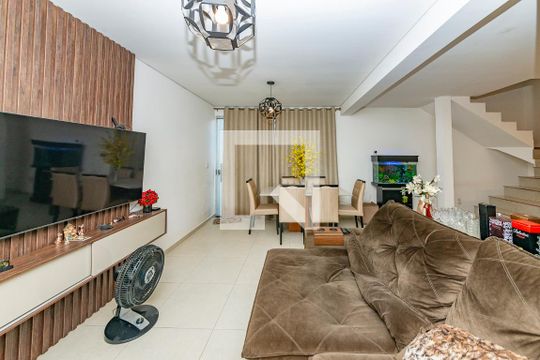 Sala de apartamento à venda com 2 quartos, 140m² em Chácara Cotia, Contagem