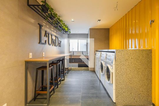 Lavanderia de kitnet/studio à venda com 1 quarto, 25m² em Sumarezinho, São Paulo