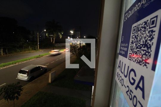 Plaquinha de apartamento para alugar com 3 quartos, 67m² em Chácaras Tubalina E Quartel, Uberlândia