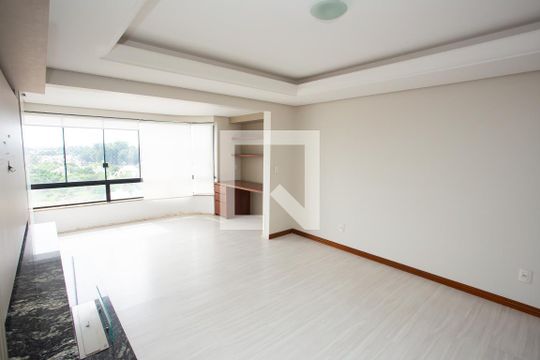 Sala de apartamento para alugar com 3 quartos, 400m² em Marechal Rondon, Canoas