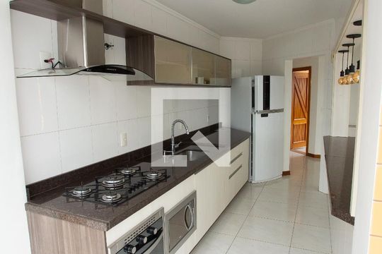 Cozinha de apartamento para alugar com 3 quartos, 400m² em Marechal Rondon, Canoas