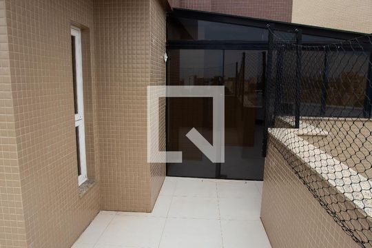 Sacada de apartamento para alugar com 3 quartos, 400m² em Marechal Rondon, Canoas