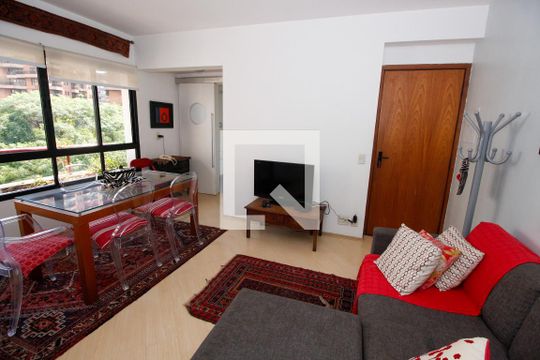 Sala de apartamento para alugar com 1 quarto, 50m² em Morumbi, São Paulo
