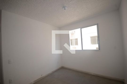 Sala de apartamento para alugar com 2 quartos, 41m² em Guaratiba, Rio de Janeiro