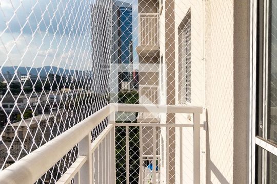 Varanda de apartamento para alugar com 2 quartos, 34m² em Parque Industrial Tomas Edson, São Paulo