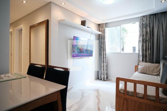 Apartamento à venda com 2 quartos, 49m² em Jardim Santa Teresinha, São Paulo