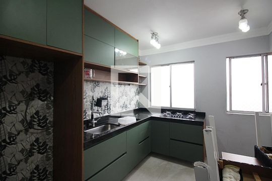 Cozinha  de apartamento à venda com 2 quartos, 68m² em Chácara Rialto, São Bernardo do Campo