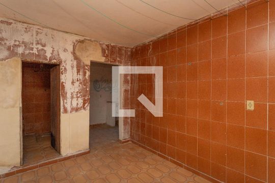 Quarto de casa para alugar com 1 quarto, 50m² em Casa Grande, Diadema