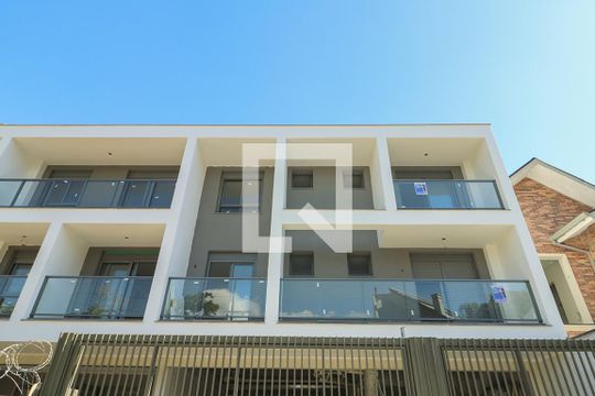 Fachada de apartamento à venda com 2 quartos, 102m² em Chácara das Pedras, Porto Alegre