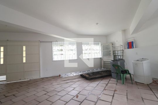 Garagem de casa à venda com 5 quartos, 375m² em Boa Vista, Novo Hamburgo