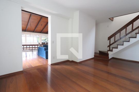  Sala 2 de casa à venda com 5 quartos, 375m² em Boa Vista, Novo Hamburgo