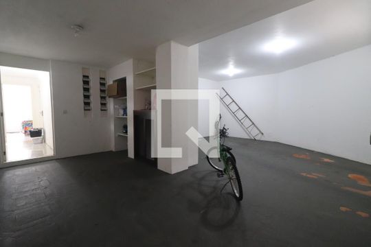Garagem 2 de casa à venda com 5 quartos, 375m² em Boa Vista, Novo Hamburgo