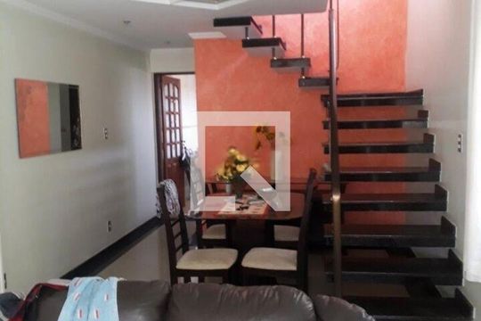 Casa à venda com 3 quartos, 100m² em Penha de França, São Paulo