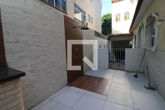 Área comum de casa de condomínio para alugar com 3 quartos, 200m² em Jardim Guanabara, Rio de Janeiro