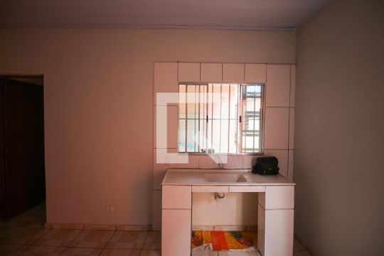 Cozinha de casa para alugar com 1 quarto, 47m² em Cidade Nitro Operária, São Paulo