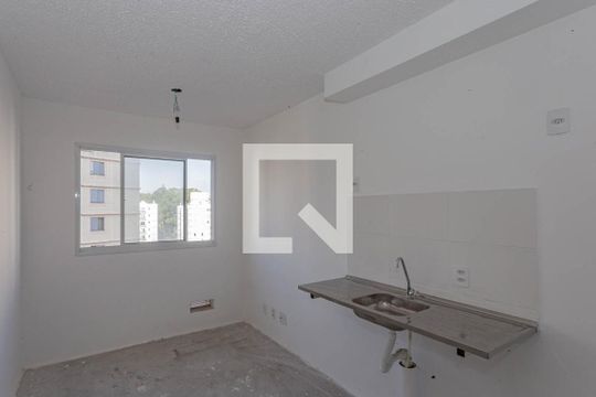 Sala/Cozinha de apartamento para alugar com 1 quarto, 25m² em Sacoma, São Paulo