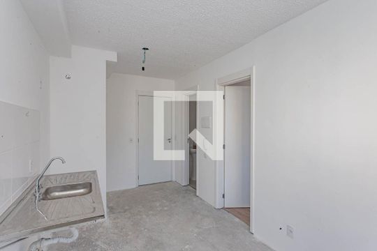 Sala/Cozinha de apartamento à venda com 1 quarto, 25m² em Sacoma, São Paulo