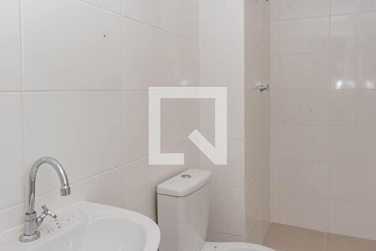Banheiro de apartamento para alugar com 1 quarto, 25m² em Sacoma, São Paulo