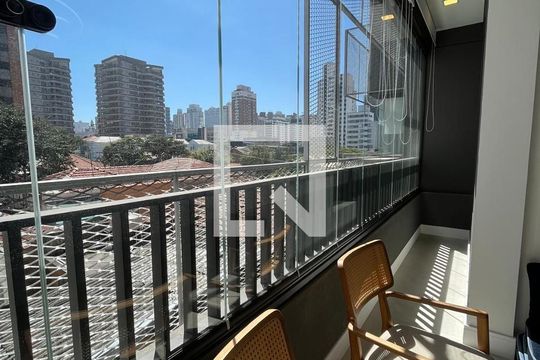 Varanda de apartamento à venda com 1 quarto, 34m² em Pinheiros, São Paulo