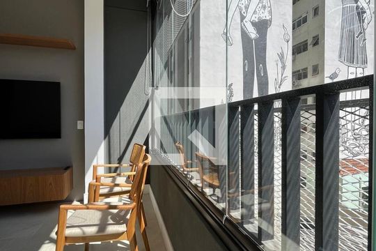 Varanda de apartamento à venda com 1 quarto, 34m² em Pinheiros, São Paulo