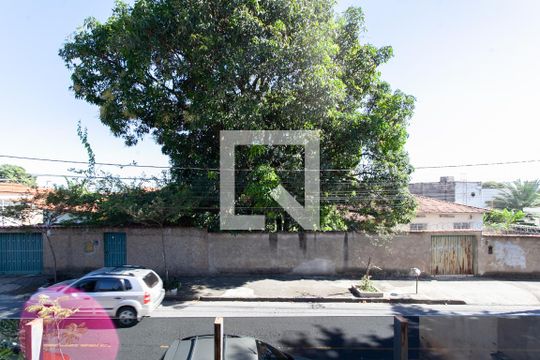 Vista do Quarto 1 de apartamento para alugar com 3 quartos, 78m² em Candelária, Belo Horizonte