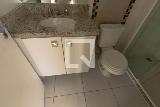 Banheiro Social de apartamento para alugar com 2 quartos, 63m² em Portão, Curitiba