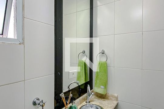 Lavabo de casa à venda com 3 quartos, 252m² em Vila Regente Feijó, São Paulo