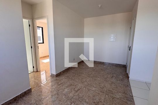 Sala de apartamento para alugar com 2 quartos, 43m² em Jardim Ibirapuera, Campinas