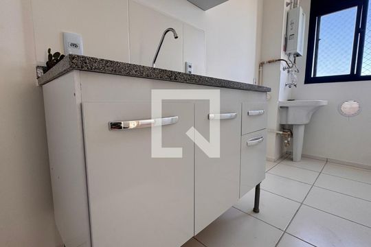 Cozinha - Armários de apartamento para alugar com 2 quartos, 43m² em Jardim Ibirapuera, Campinas