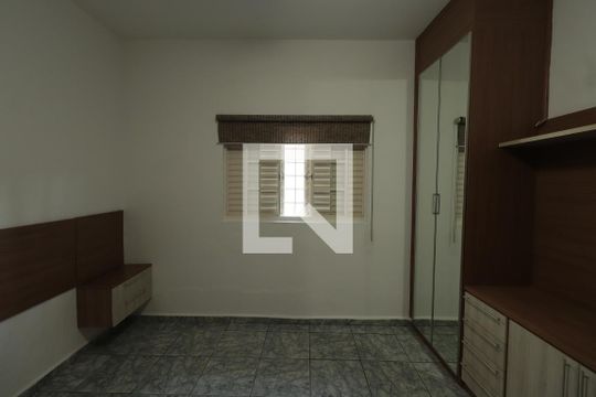Quarto de kitnet/studio para alugar com 1 quarto, 35m² em Vila Santa Isabel, São Paulo