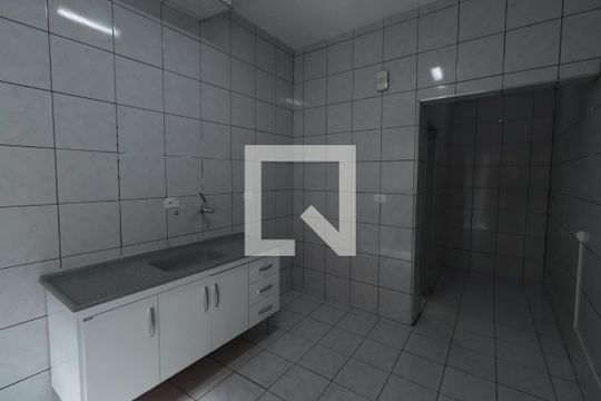 Cozinha de kitnet/studio para alugar com 1 quarto, 35m² em Vila Santa Isabel, São Paulo