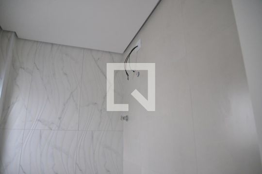 Banheiro Social de apartamento à venda com 2 quartos, 90m² em Vila América, Santo André