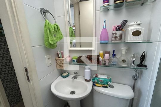 Banheiro Social de apartamento à venda com 2 quartos, 46m² em Maria da Graça, Rio de Janeiro