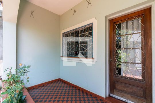 Entrada de casa à venda com 2 quartos, 198m² em Jardim Oriental, São Paulo