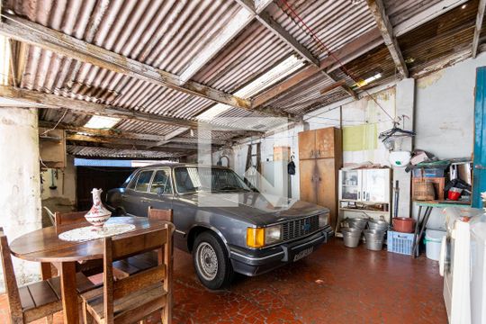 Garagem de casa à venda com 2 quartos, 198m² em Jardim Oriental, São Paulo