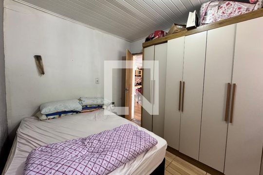 Quarto de casa à venda com 2 quartos, 60m² em Santos Dumont, São Leopoldo