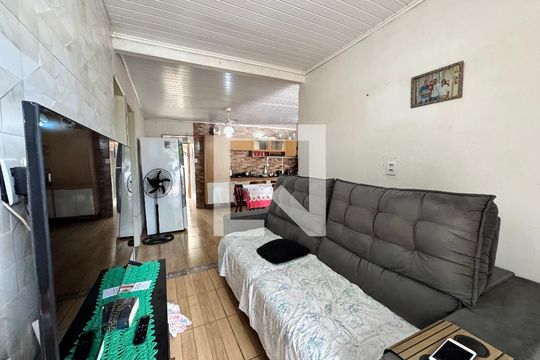 Sala de casa à venda com 2 quartos, 60m² em Santos Dumont, São Leopoldo