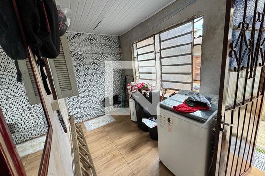 Area de serviço de casa à venda com 2 quartos, 60m² em Santos Dumont, São Leopoldo