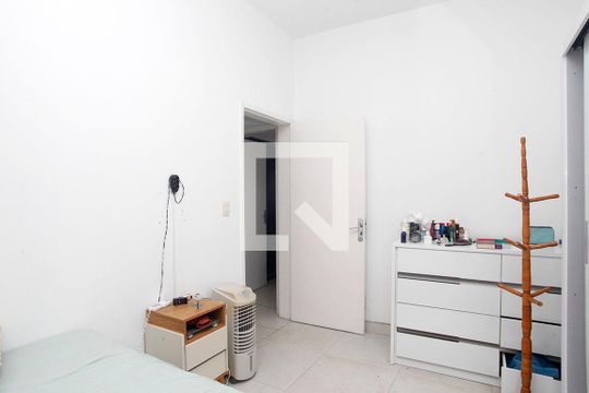 Quarto 2 de apartamento para alugar com 3 quartos, 96m² em Santa Cecília, Porto Alegre