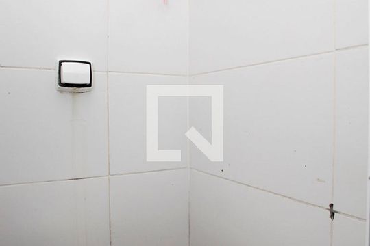 Lavabo de apartamento para alugar com 3 quartos, 96m² em Santa Cecília, Porto Alegre