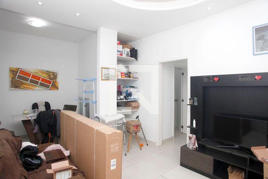 Sala de Estar de apartamento para alugar com 3 quartos, 96m² em Santa Cecília, Porto Alegre