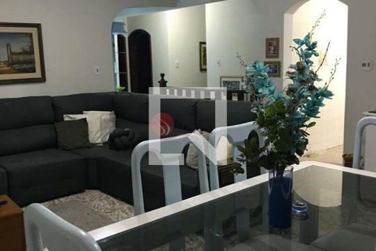 Casa à venda com 3 quartos, 106m² em Cidade Líder, São Paulo